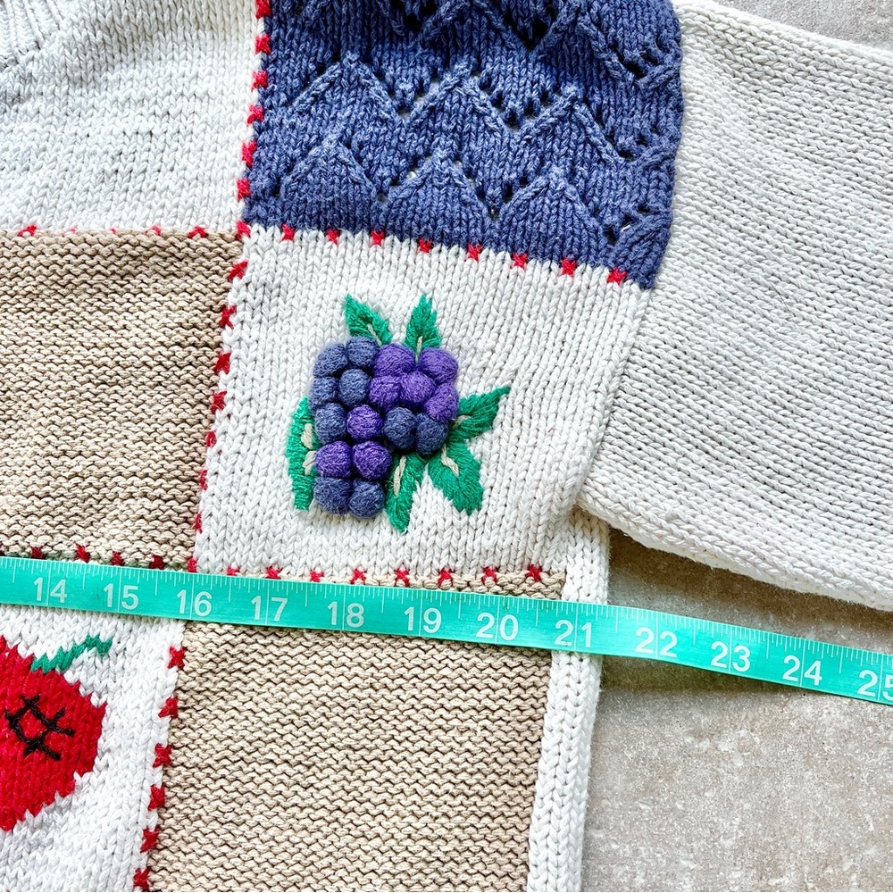 Vintage Knitted Patchwork Cardigan Women’s Red White Blue Fruits Sunflower Large - Picture 11 of 12
